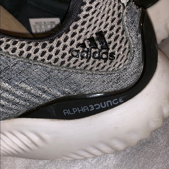 Adidas Alpha Bounce Sz 9 - Picture 6 of 7